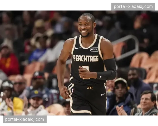 老鹰库明加三战封神,场均21.7分7.7篮板命中率67.7% 老鹰库明加三战封神,场均21.7分7.7篮板命中率67.7%